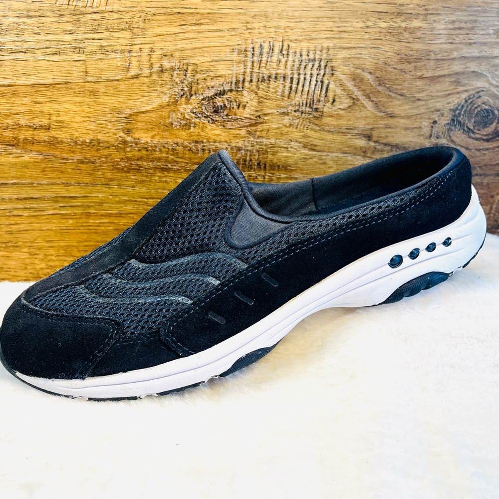 Easy Spirit navy and White Mules sneakers 9 1/2 Narrow